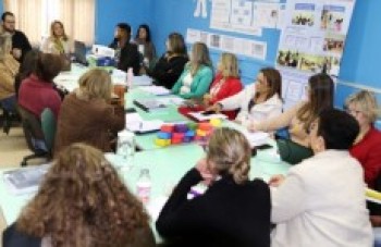 Encontro sobre Base Comum Curricular é realizado em Ferraz
