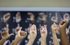 Libras é oferecida para alunos da EJA de Itaquá