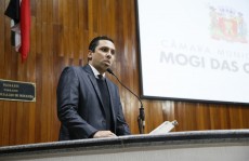 Fala de Bolsonaro sobre enfermeiros gera repúdio
