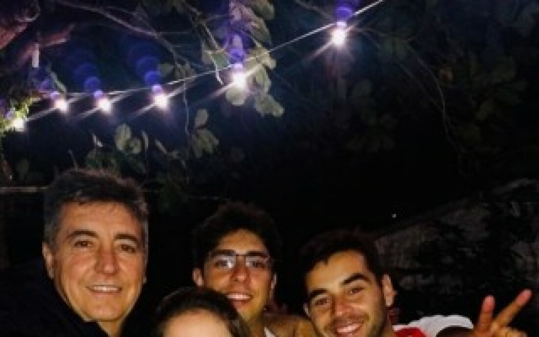 Guerrinha e os filhos: amor à distância