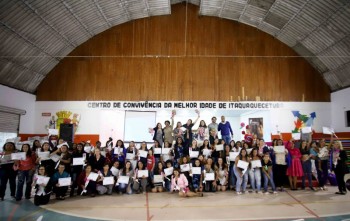 Formatura reúne 80 mulheres em Itaquá