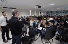 Reunião marca início do programa Prefeito Jovem