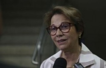 Ministra defende liberação de agrotóxicos no país