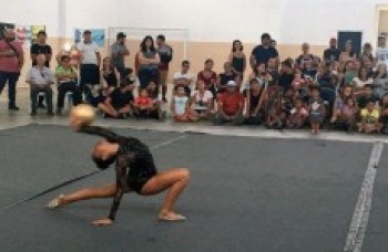 Apresentação faz homenagem às mães