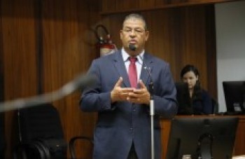 Câmara teme fechamento de comércios por falta de licença