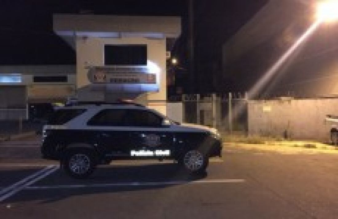 Civil prende dois em operação estadual