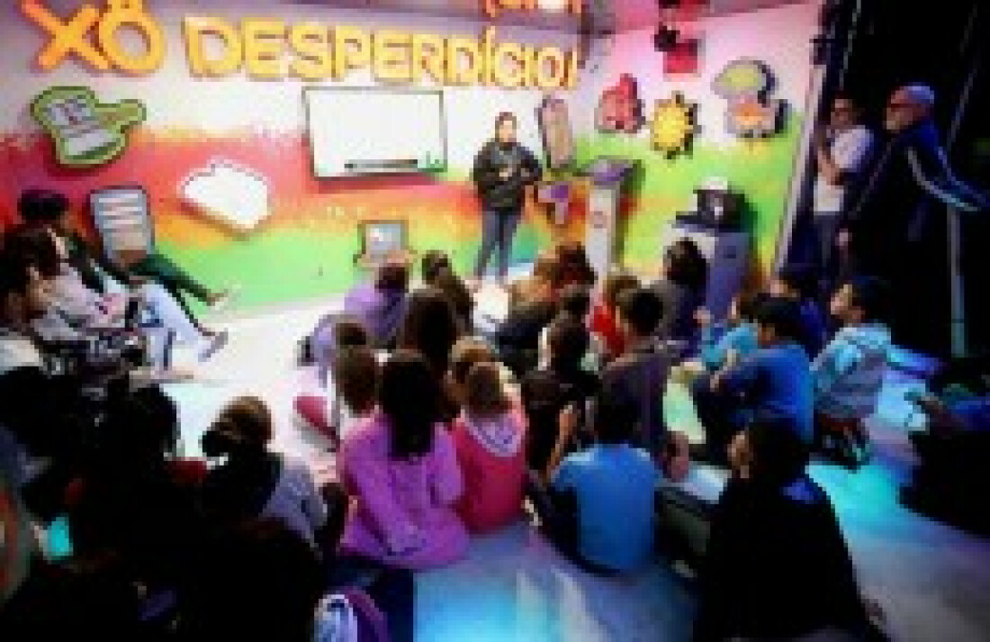 Parque Ecológico recebe caminhão-laboratório da EDP
