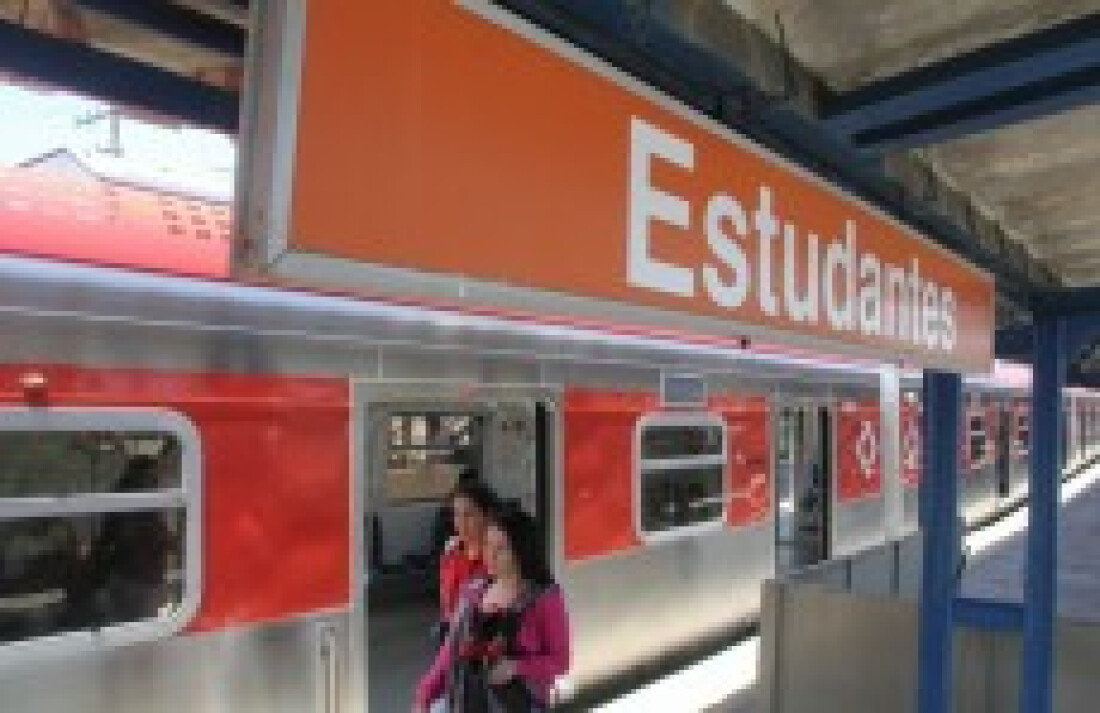 CPTM arrecada mais de 115 mil peças de roupas em campanha