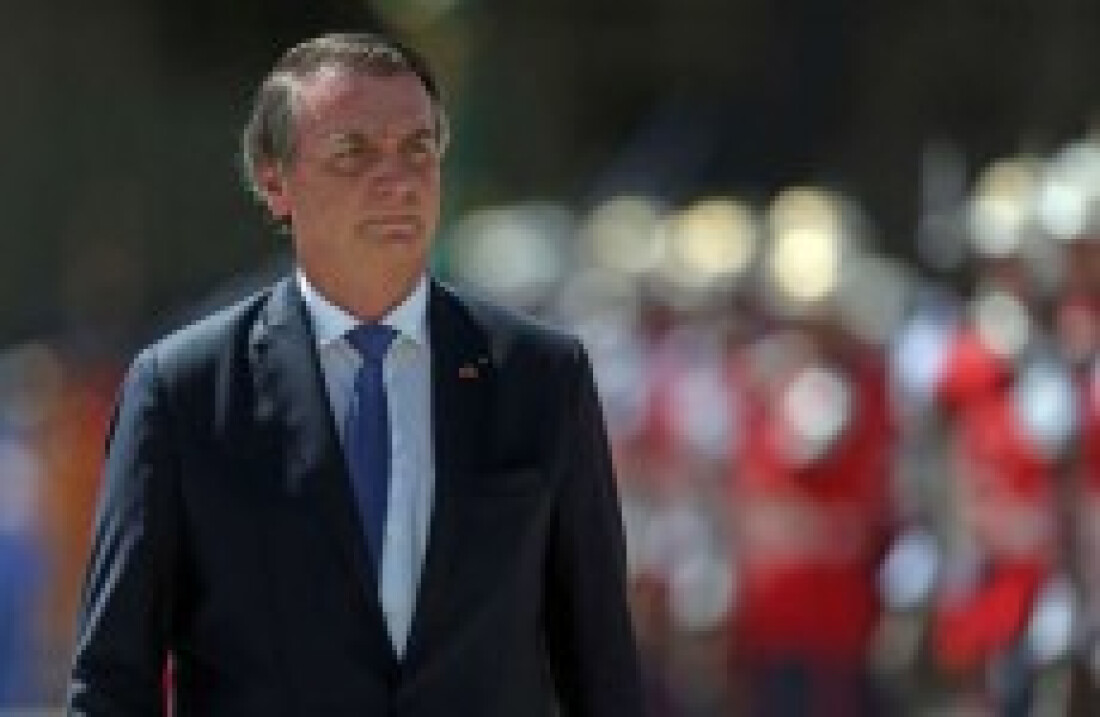 Bolsonaro admite uso de helicóptero