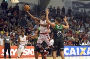 Mogi/Helbor pega o Paulistano na final