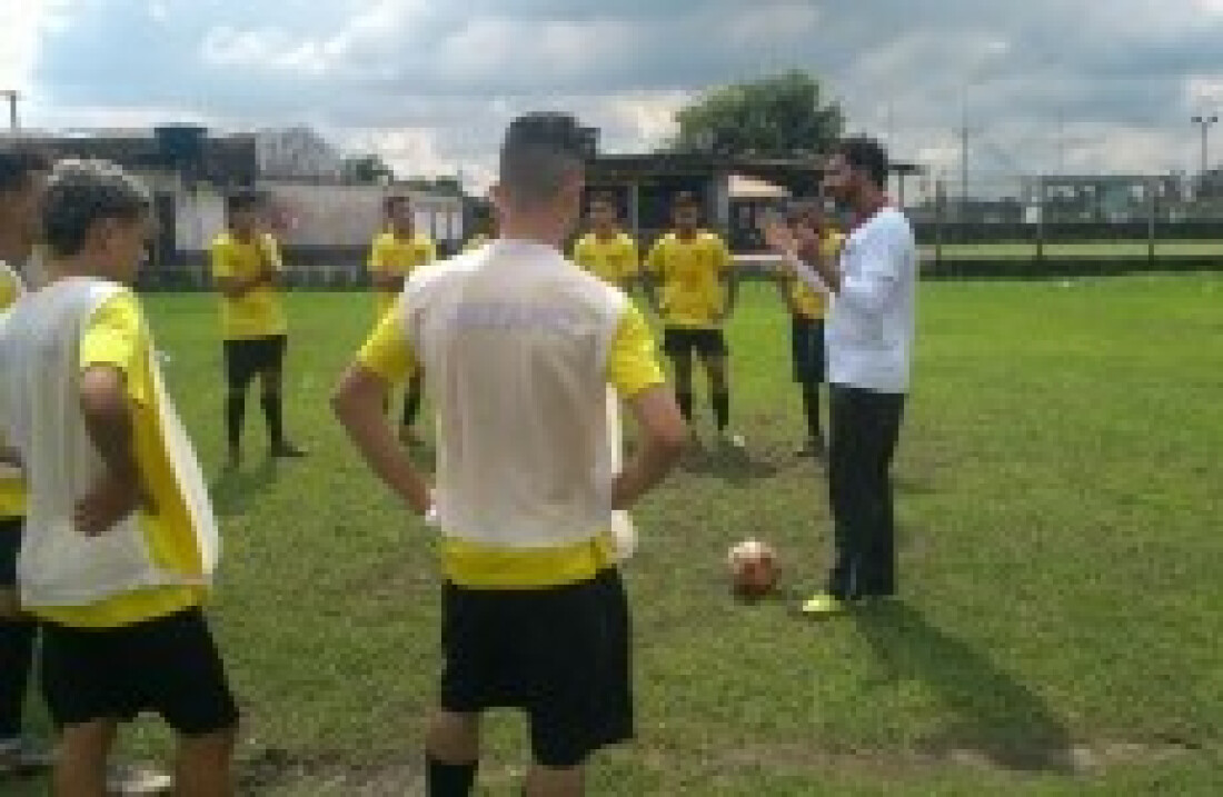 Usac enfrenta o Paulista de Jundiaí