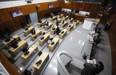 Com baixa adesão, Câmara quer revisão da Lei de Anistia