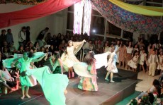 Canto Coral se apresenta