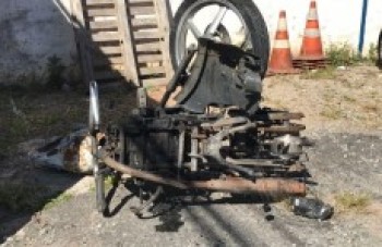 Homem morre em acidente de moto