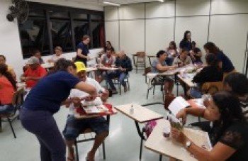 Alunos fazem projeto com universidade