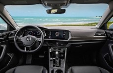 Sétima geração do Jetta faz sucesso entre os brasileiros