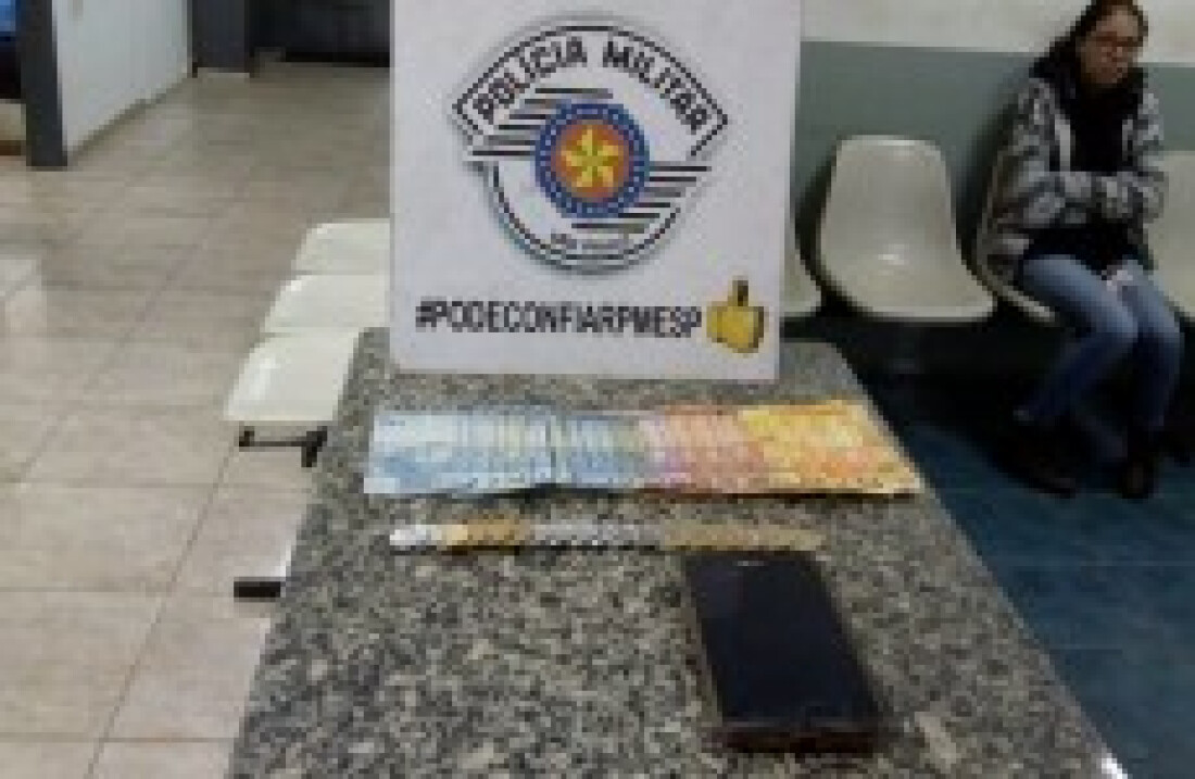 Suspeito é preso por roubar pizzaria