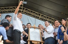 Doria inaugura via que promete facilitar a vida dos motoristas