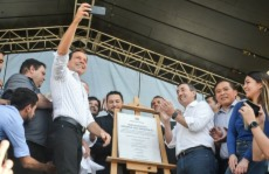 Doria inaugura via que promete facilitar a vida dos motoristas