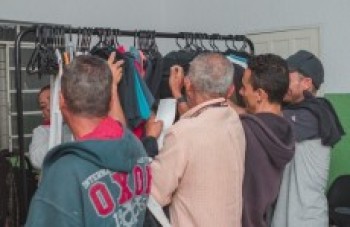 Mais de cem mil peças de roupas são arrecadadas