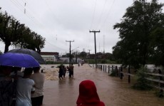 Chuvas causam rompimento parcial de barragem na Bahia
