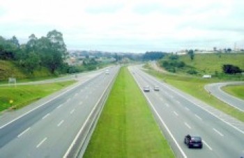 PM impede interdição da SP-70