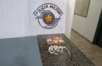 Adolescente é apreendido por tráfico