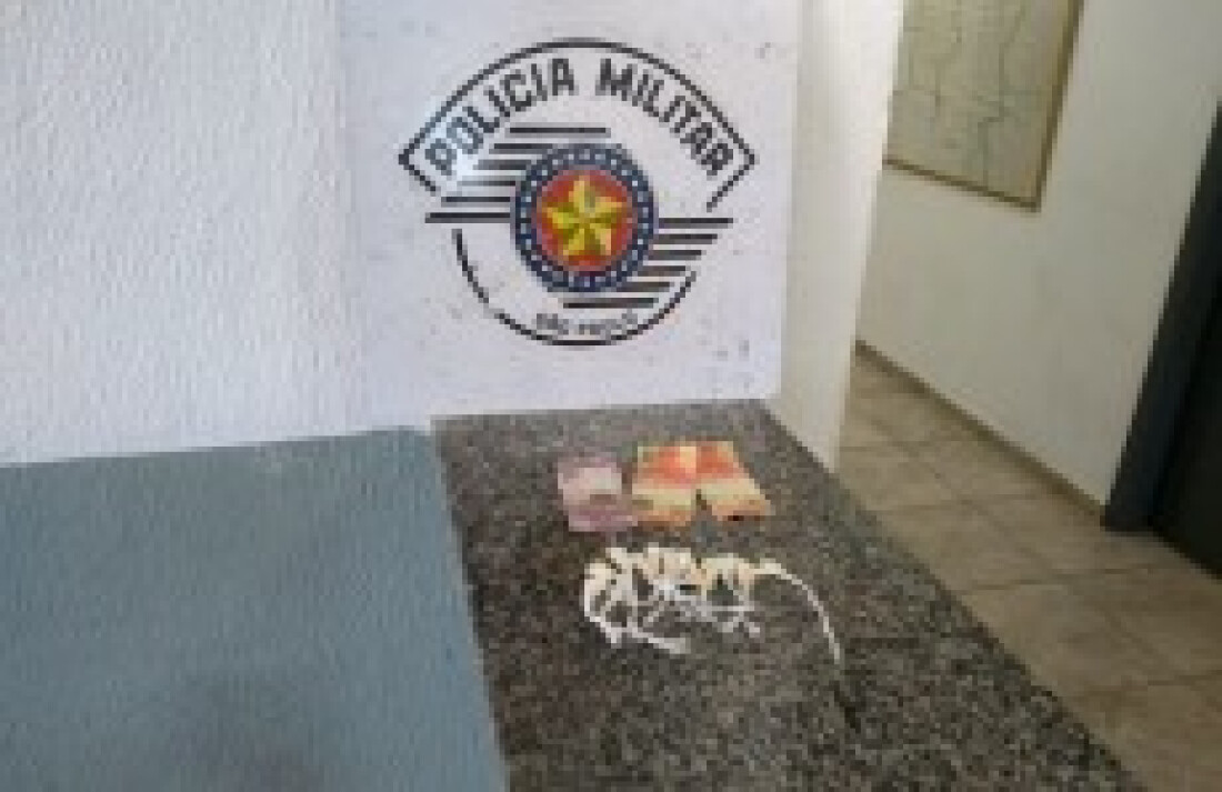 Adolescente é apreendido por tráfico