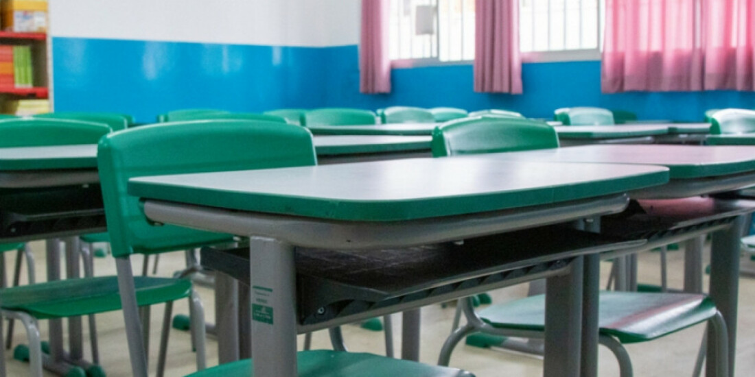 Prefeitura investe R$ 8 mi em novos livros e mobiliário