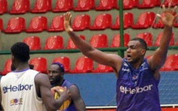 Paco aproveita 'janela' para corrigir equipe