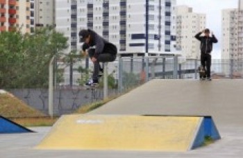 Chineses treinam na cidade