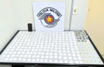 Após patrulha, dois traficantes são detidos