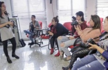 Oficina de fotos para mulheres abre inscrições na terça-feira