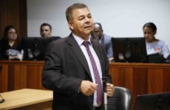 Vereador questiona abertura de via