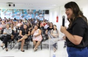 Fundo Social certifica 327 alunos da cidade