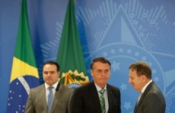 Bolsonaro critica projeto do Congresso