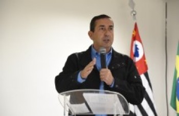 Terminal e pátio têm concorrência aberta