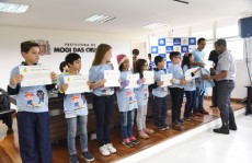 Programa forma mais 4,3 mil alunos