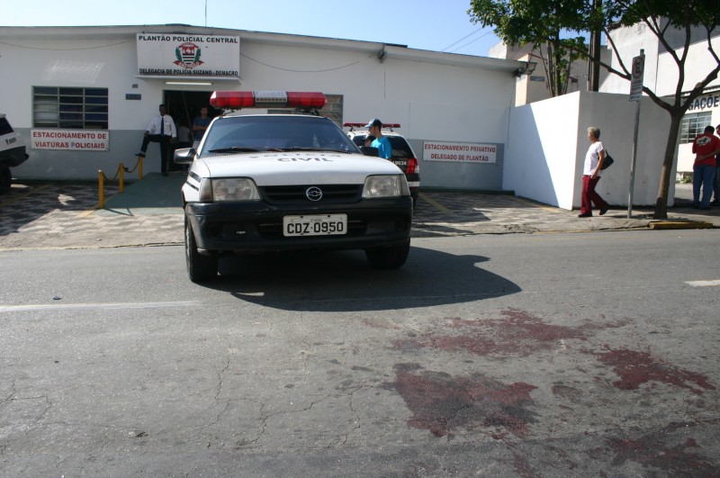 Policia investiga morte de bebê em Suzano