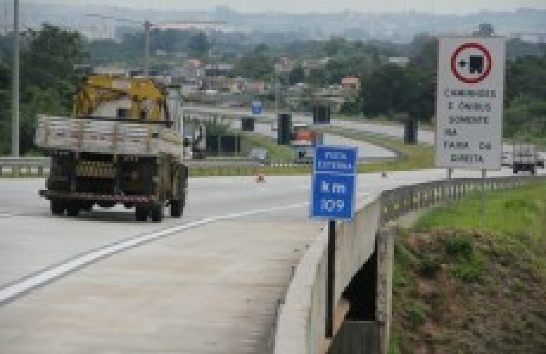 Rodoanel espera 642 mil veículos durante o feriado