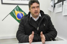 Programa capacita mais de 300 pessoas em busca de emprego