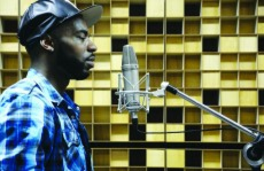 Larry Taylor concilia rotina entre o basquete e a paixão pela música