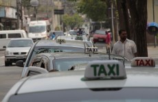 Vereador propõe concessão de estímulos a táxis adaptados