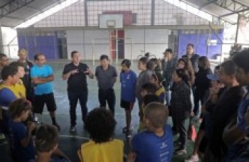 Prefeito acompanha aulas do programa