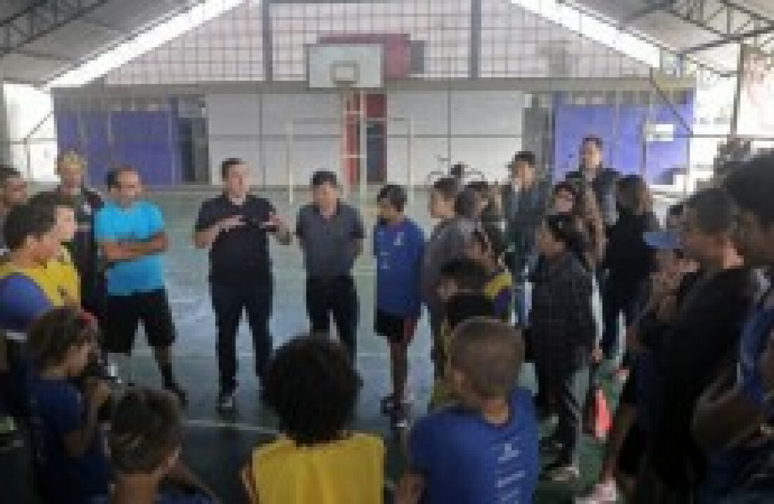 Prefeito acompanha aulas do programa