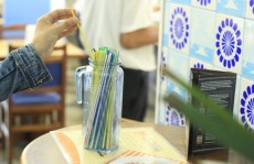 Comércio tem até dia 17 para substituir canudos de plástico