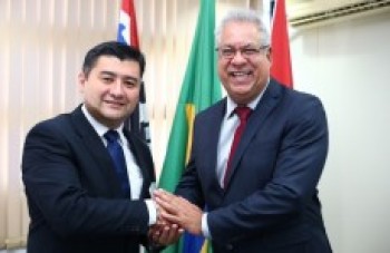 Durante viagem de Ashiuchi vice comanda a prefeitura