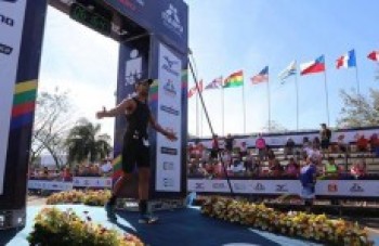 Atleta de Ironman do Náutico se supera em Itaipu
