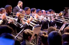 Banda Sinfônica de Mogi se junta ao maestro Spok