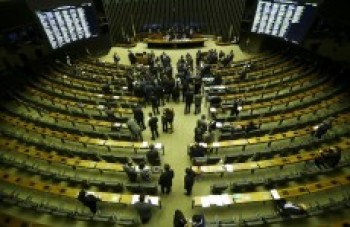 Comissão Especial realiza as últimas audiências públicas